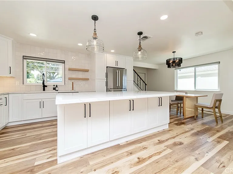 13381 Del Cerro Dr — Photo 6