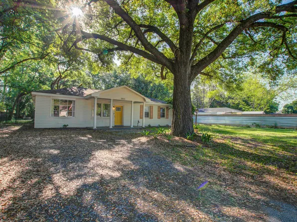 1855 Staffwood Rd, Johns Island, SC 29455