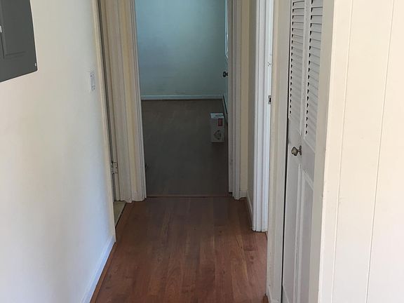 5th image of 14 Nelson Dr APT 2E