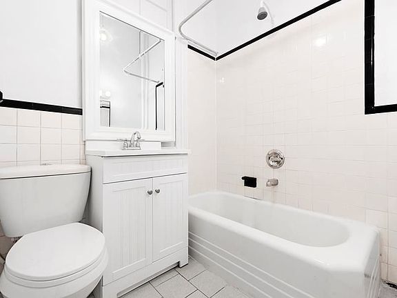5th image of 257 Flatbush Ave #3A