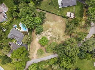 61 Woodley Rd, Winnetka, IL 60093