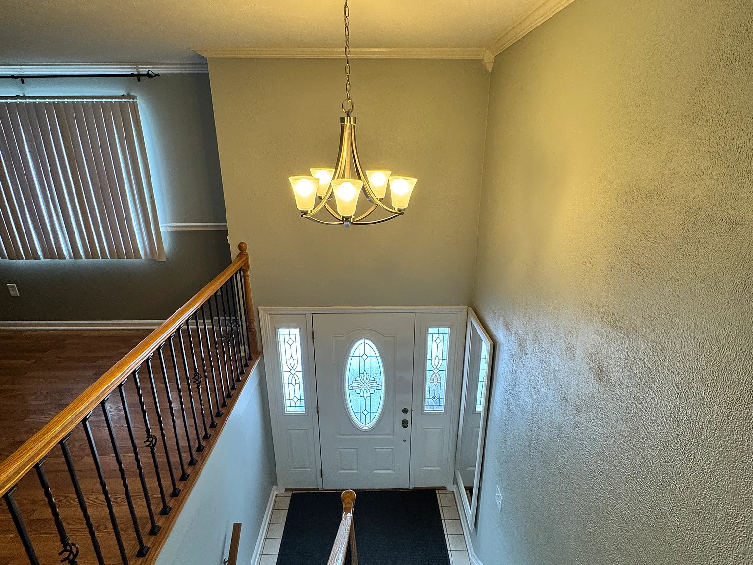 2062 Asheboro Dr — Photo 2