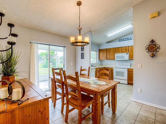 5th image of 12106 Feldwood Creek Ln