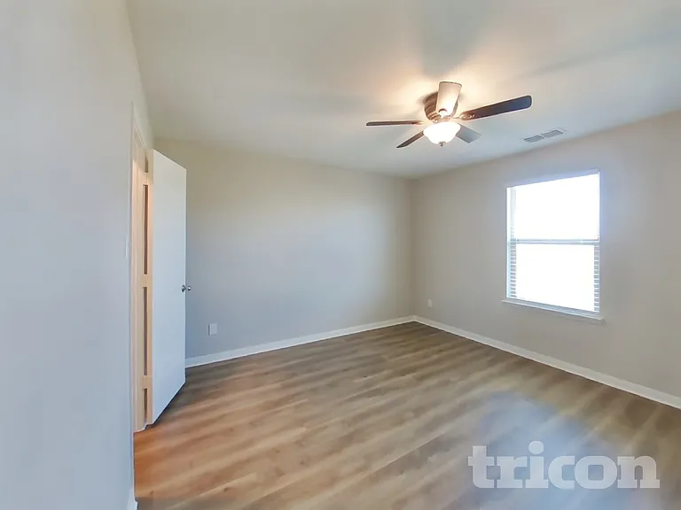 3109 Chillingham Dr — Photo 15