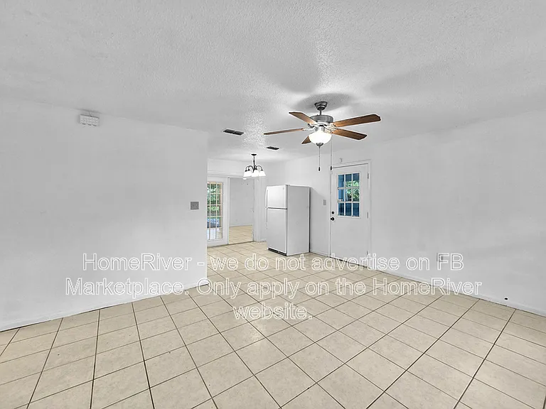 1602 NW 20th Ct — Photo 4