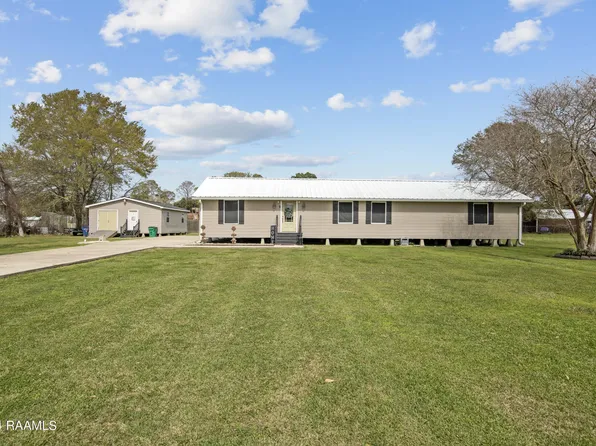 117 Lovers Ln, Abbeville, LA 70510