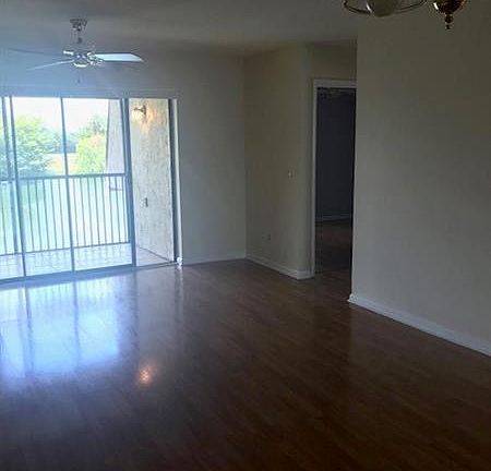 4th image of 3513 NW 94th Ave