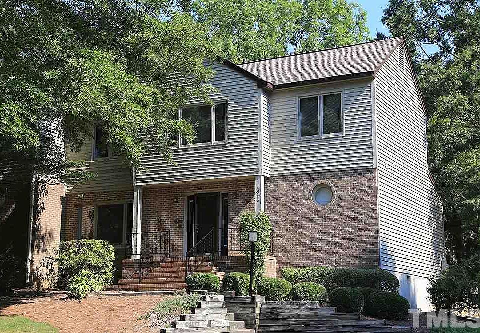 1st image of 4928 Pine Cone Dr