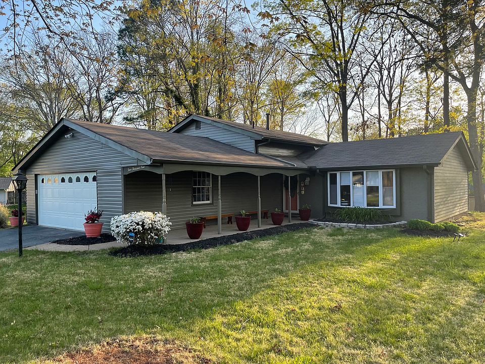 1st image of 4009 Brewster Ln