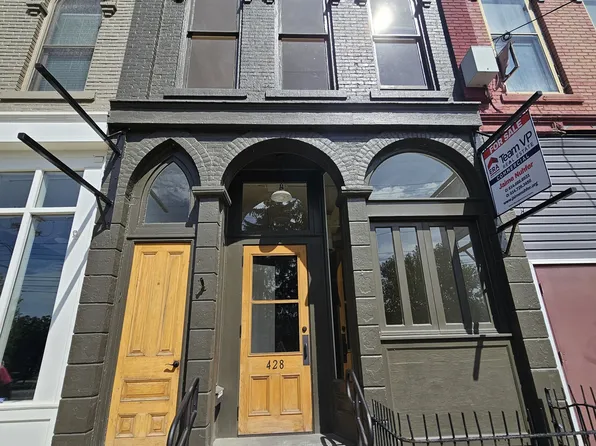 428 Pennsylvania Ave W, Warren, PA 16365