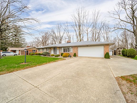3rd image of 950 Jameson Ct