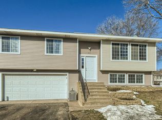 413 96th Ln NE, Blaine, MN 55434