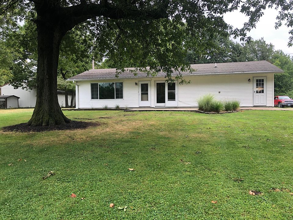 1st image of 2424 Lincoln Ave