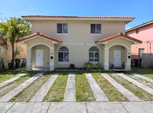812 NW 22nd Pl, Miami, FL 33125