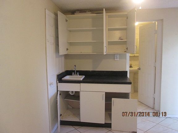 4th image of 2413 S 69th St