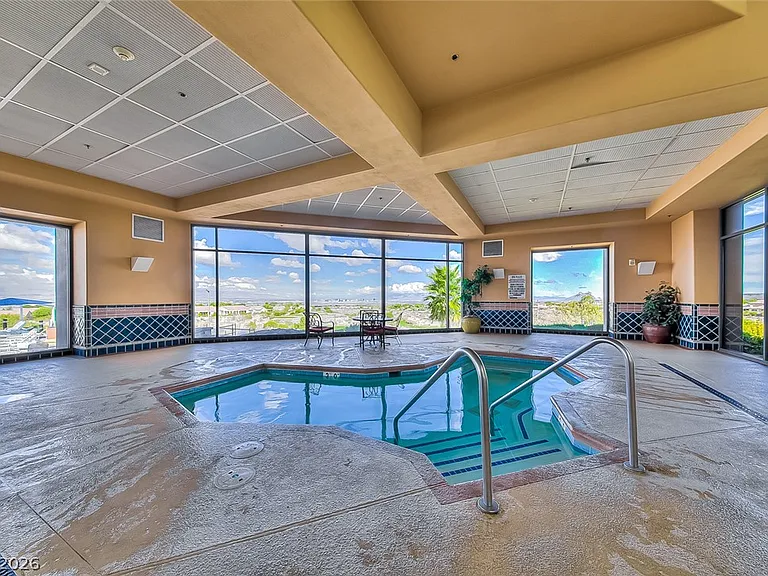 2343 Schaeffer Hills Dr — Photo 53