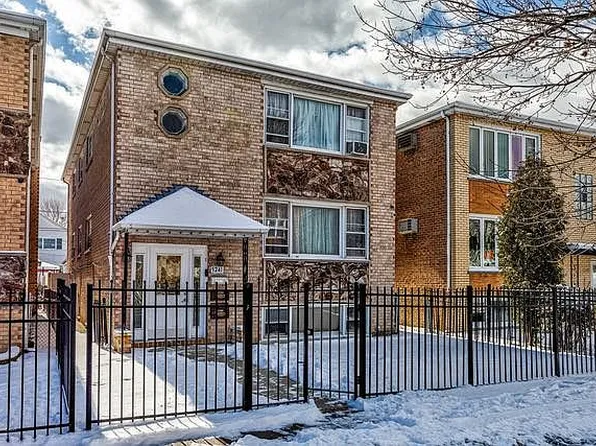 5241 W Foster Ave, Chicago, IL 60630