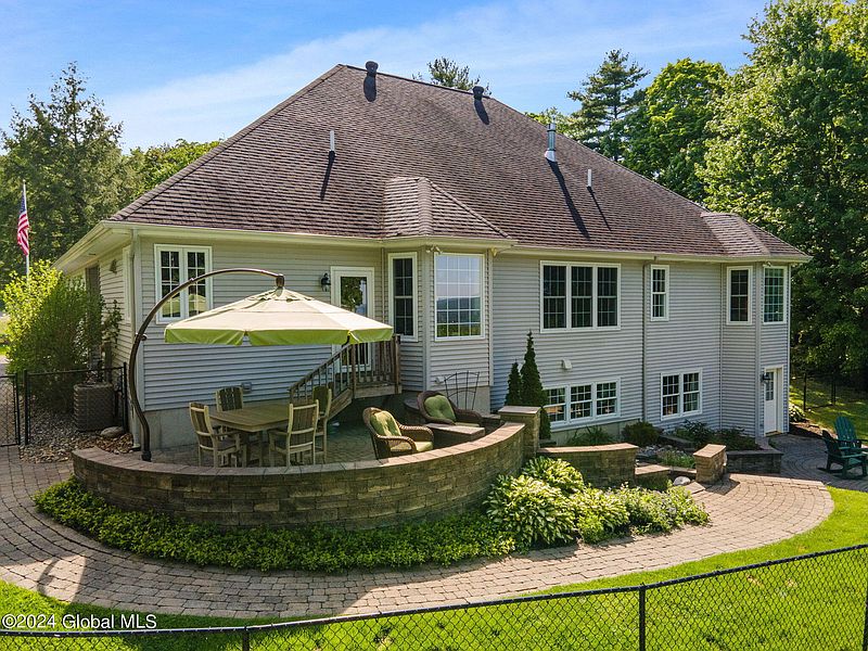 4th image of 117 Konci Terrace