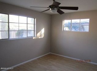 2433 N 37th Pl, Phoenix, AZ 85008