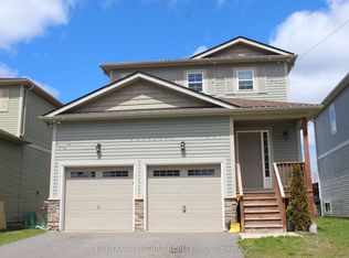 81 Douglas Dr, Bracebridge, ON P1L0L3