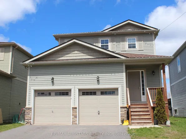 81 Douglas Dr, Bracebridge, ON P1L 0L3