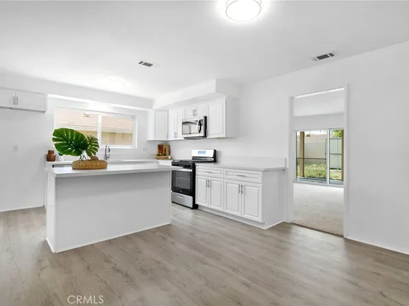 552 S Ashford Ave, Bloomington, CA 92316