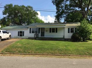 279 Oak St, Dyer, TN 38330
