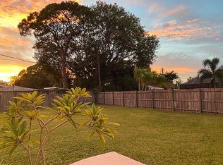 6212 Beechwood Ave, Sarasota, FL 34231