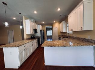 2464 Cedar Rd, Chesapeake, VA 23323