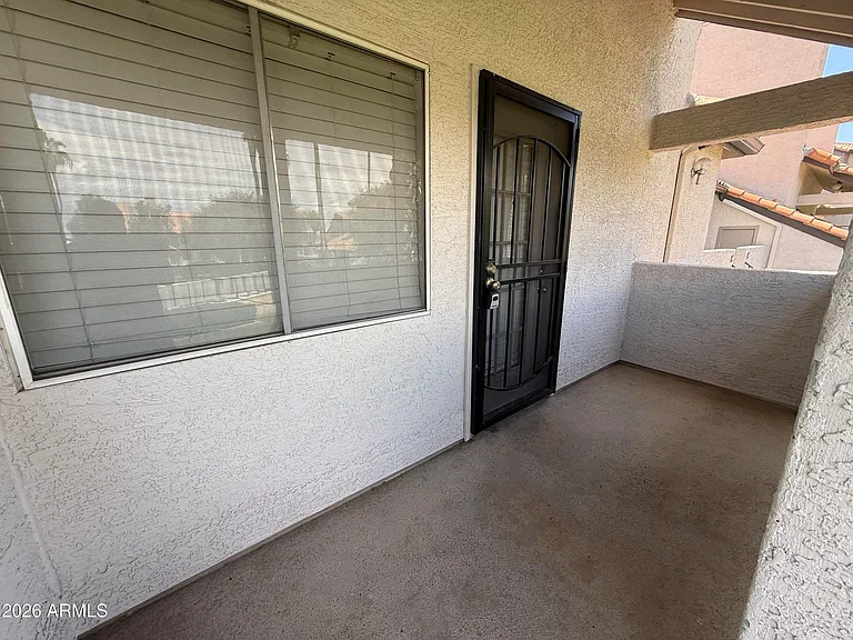 19820 N 13th Ave #206 — Photo 2