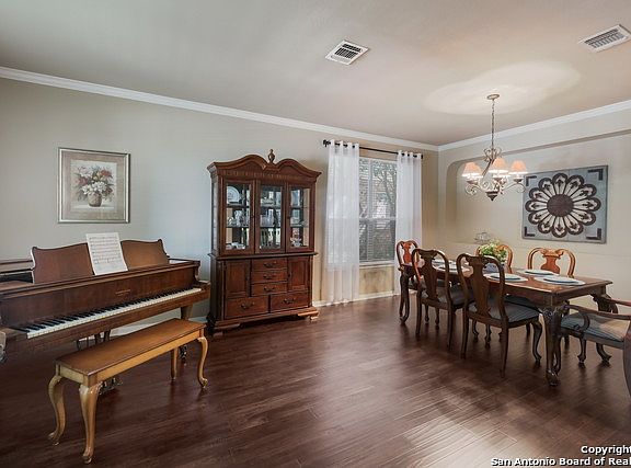 4th image of 25911 Copperas Ln