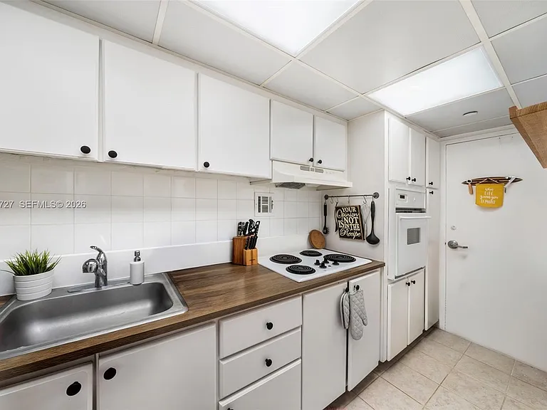 1200 West Ave #Penthouse 11 — Photo 10