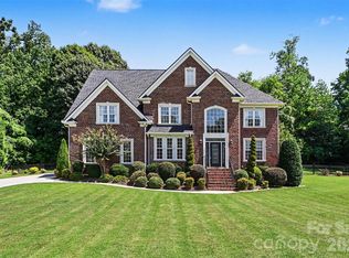 2858 Scarborough Ct, Gastonia, NC 28054