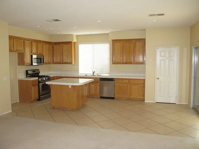 27850 Starfall Way — Photo 7