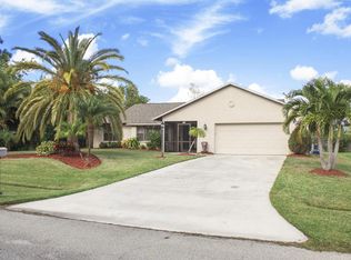 179 SW Starfish Ave, Port Saint Lucie, FL 34984