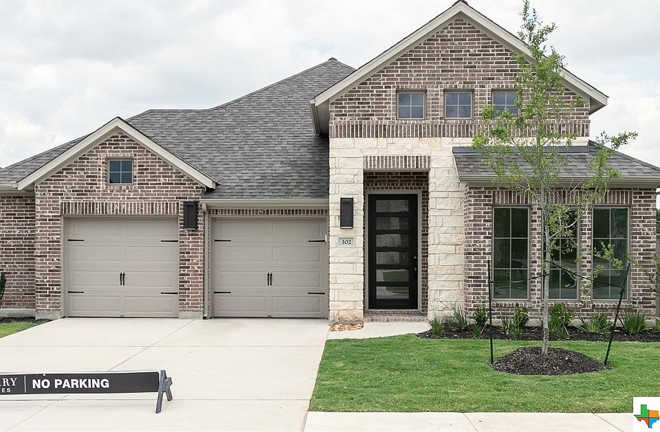 1st image of 302 Jefferson Dr