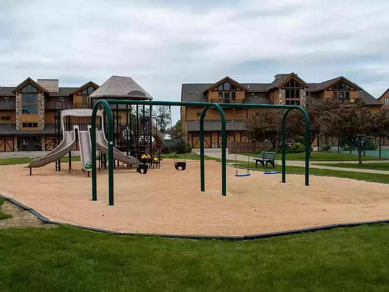 1828 Parkland Dr #403 — Photo 23