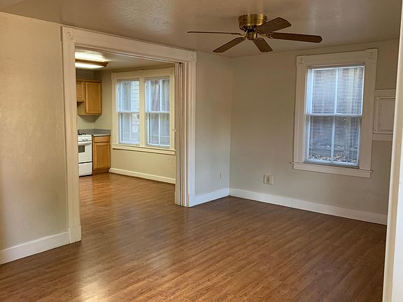 4th image of 1161 Benton St