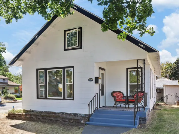 2703 N Cedar St, Spokane, WA 99205