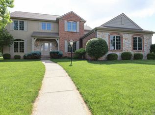 1820 Benodot St, Champaign, IL 61822