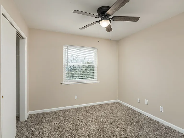 City View Apartments — Photo 27