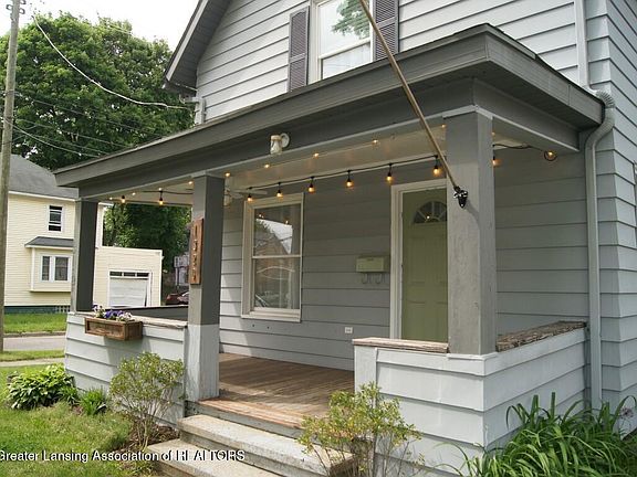 4th image of 1320 W Lenawee St