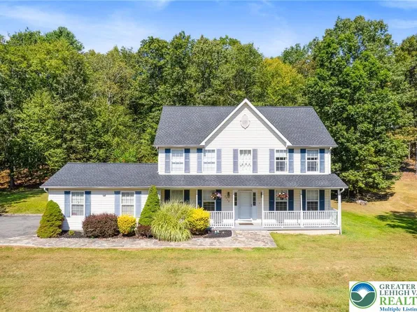 2018 Gorden Ridge Dr, East Stroudsburg, PA 18302