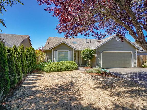 2nd image of 2115 NW 143rd Cir