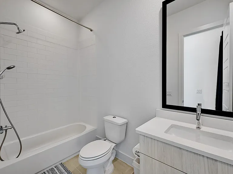 7329 Cordoba Dr — Photo 25