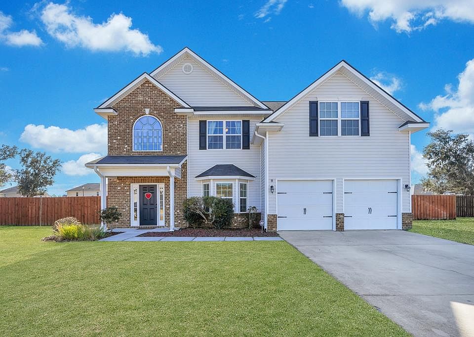 1st image of 467 Mustang Ln NE