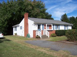 438 Osprey Dr, Montross, VA 22520