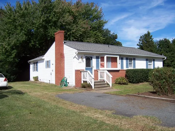 438 Osprey Dr, Montross, VA 22520