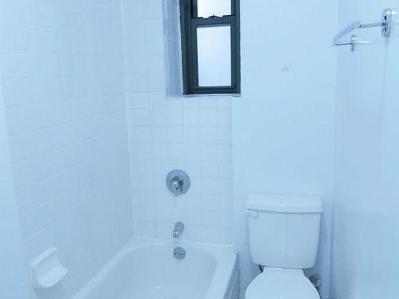 5th image of 535 E 78th St APT 3B