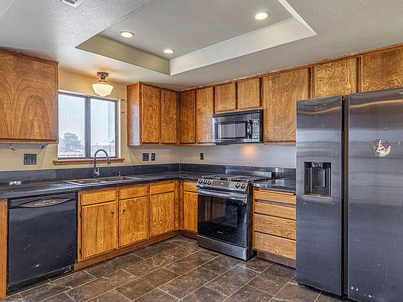 3rd image of 9505 E Avenue Q12